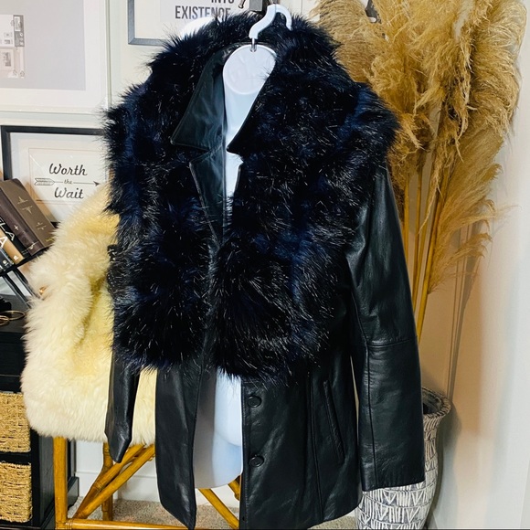 H&M Exclusive Autumn Collection Fur Stole Vest - Picture 5 of 14